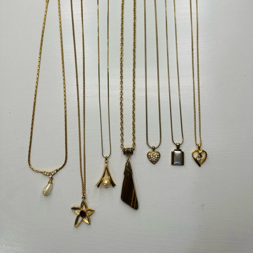 Elegant Vintage Gold Tone Necklace Lot of 7